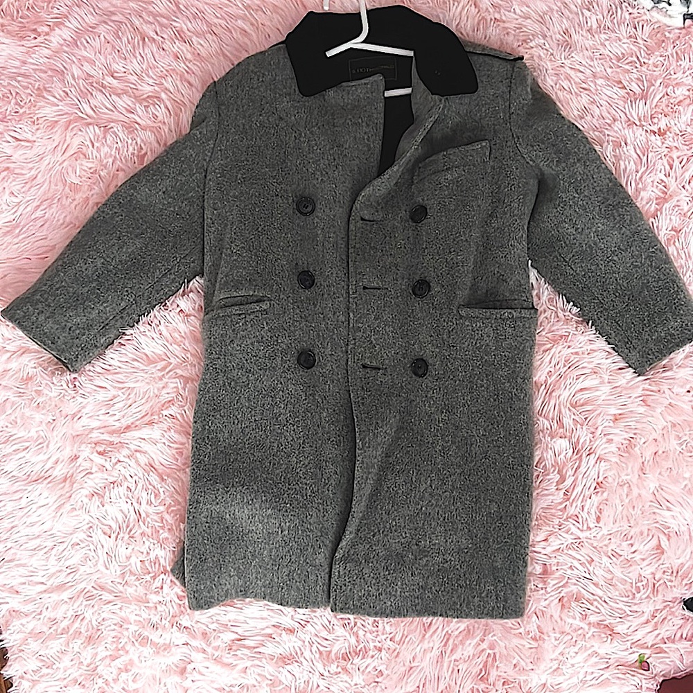 Nice boys winter coat in excellent condition.